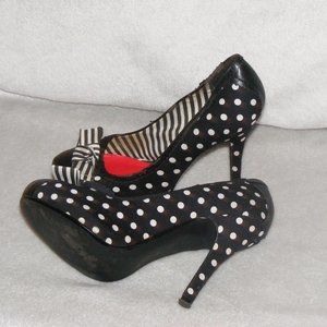 Fun Heels Size 9.5